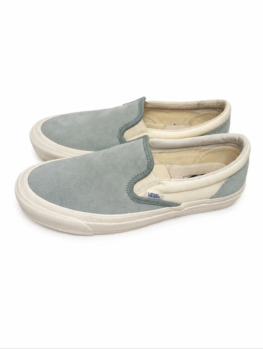 Vans very good